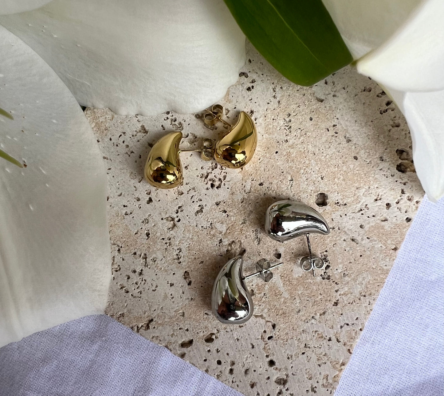Tahlia Teardrop Small Studs in SILVER