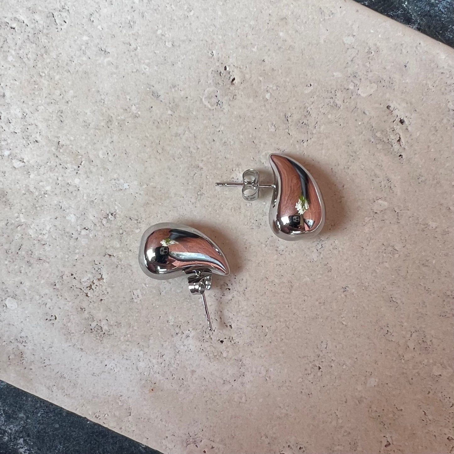 Tahlia Teardrop Small Studs in SILVER