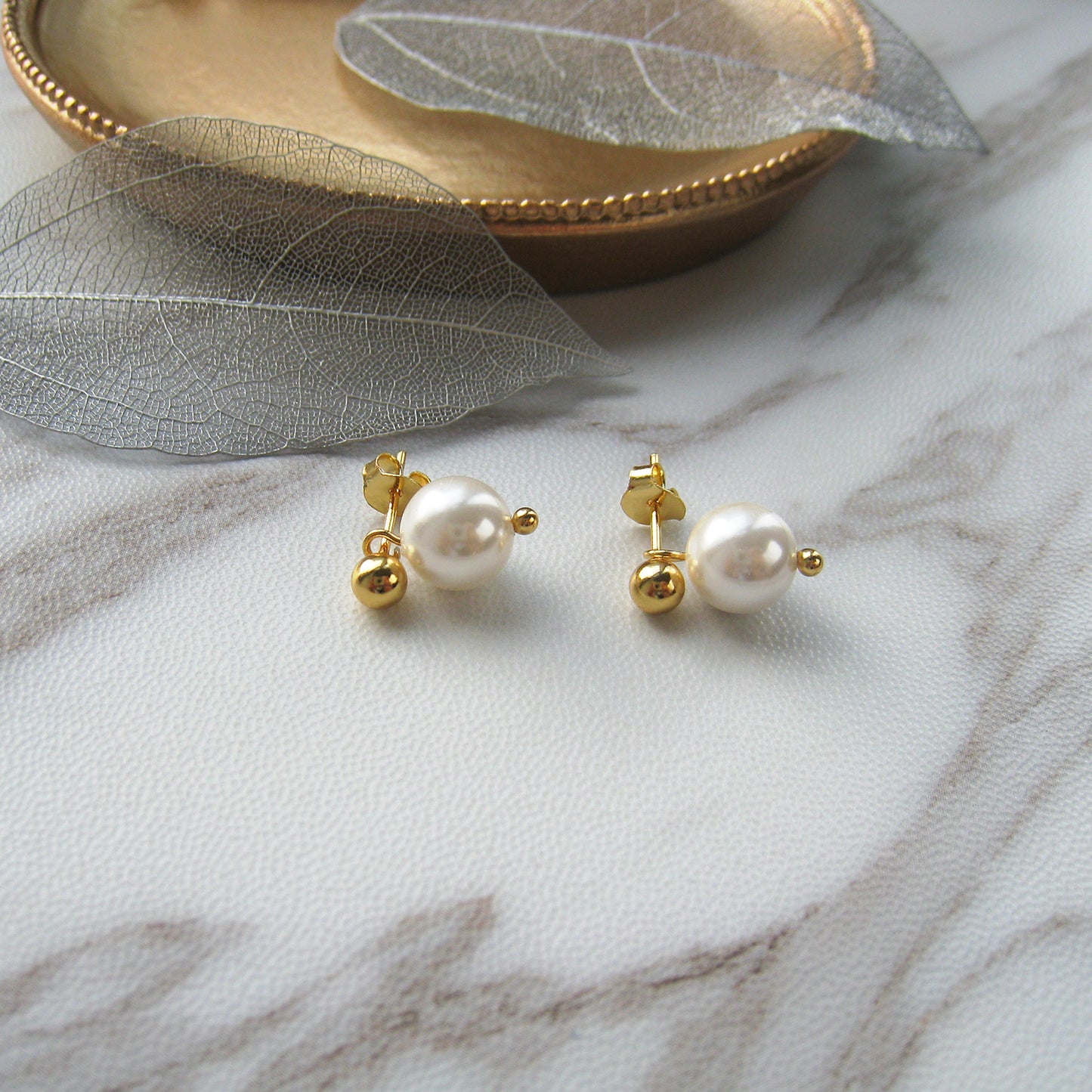 Skylar Pearl Studs in GOLD